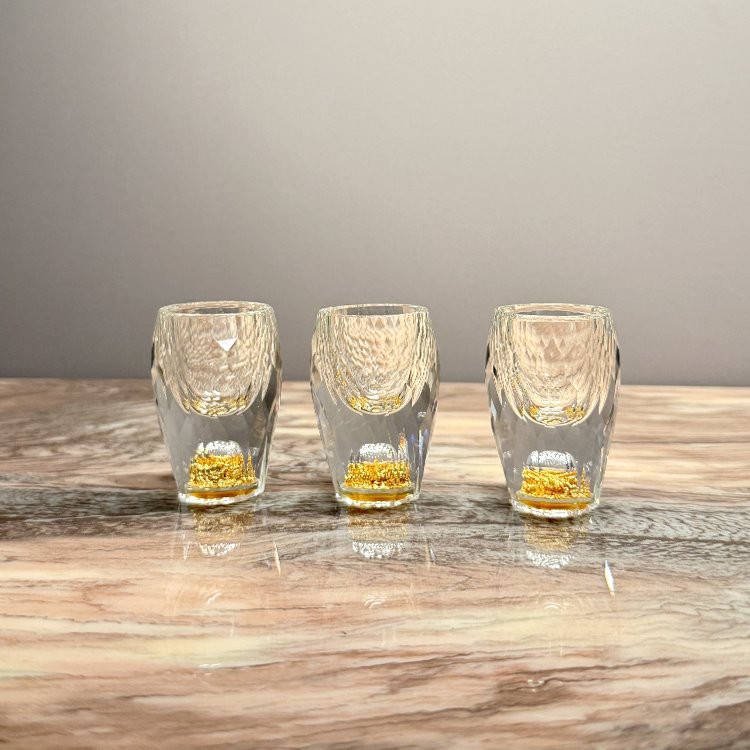 Chinese-style Luxurious Gold Foil Wine Glass